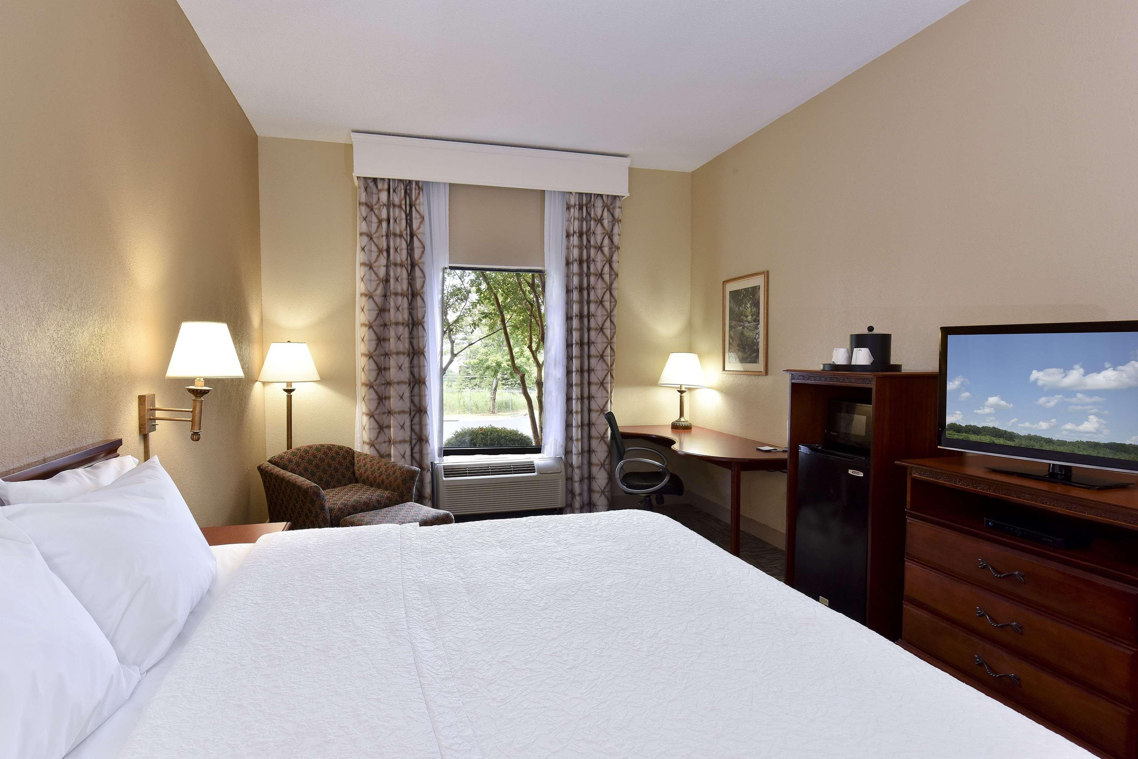 Hampton Inn סלמה מראה חיצוני תמונה