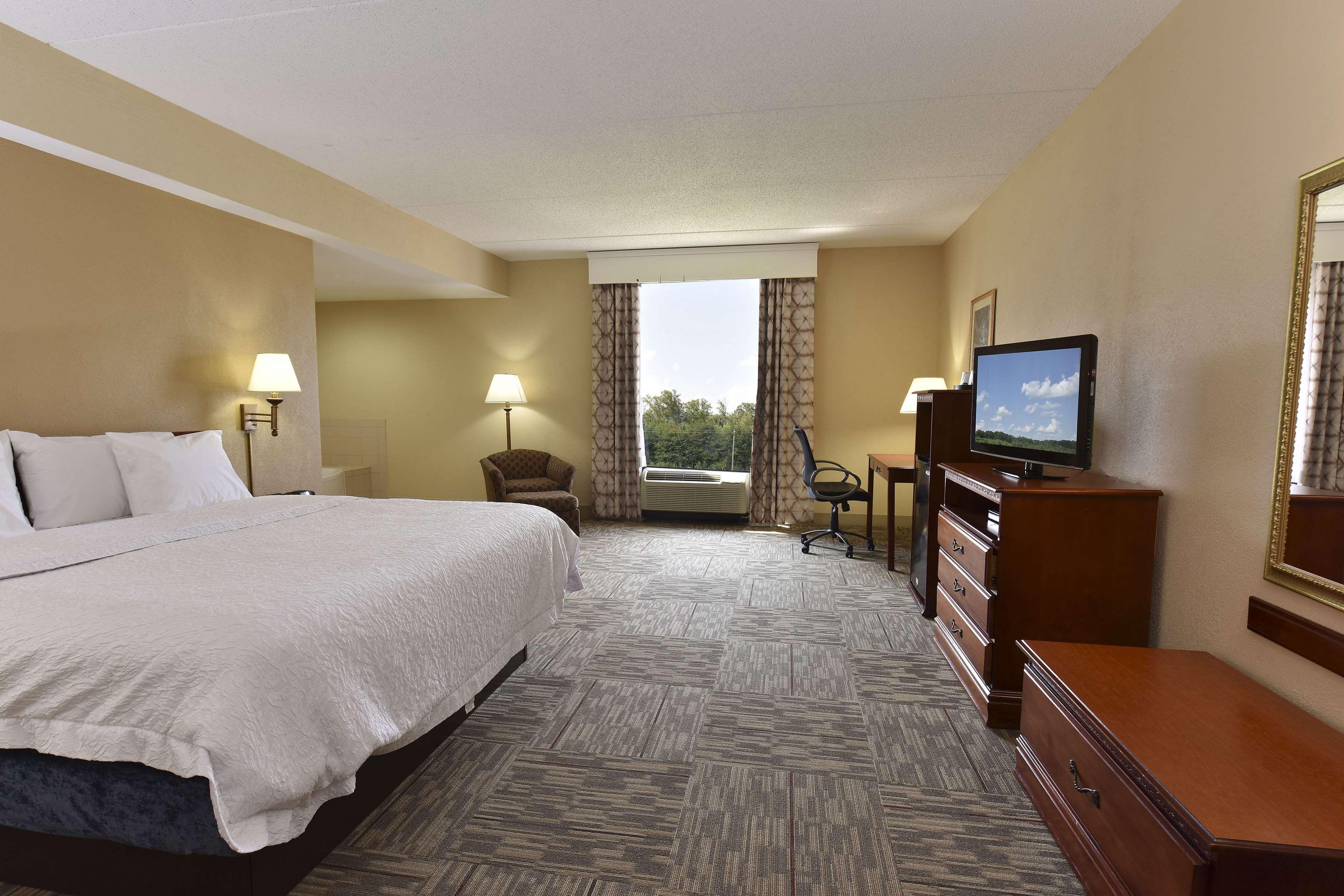 Hampton Inn סלמה מראה חיצוני תמונה