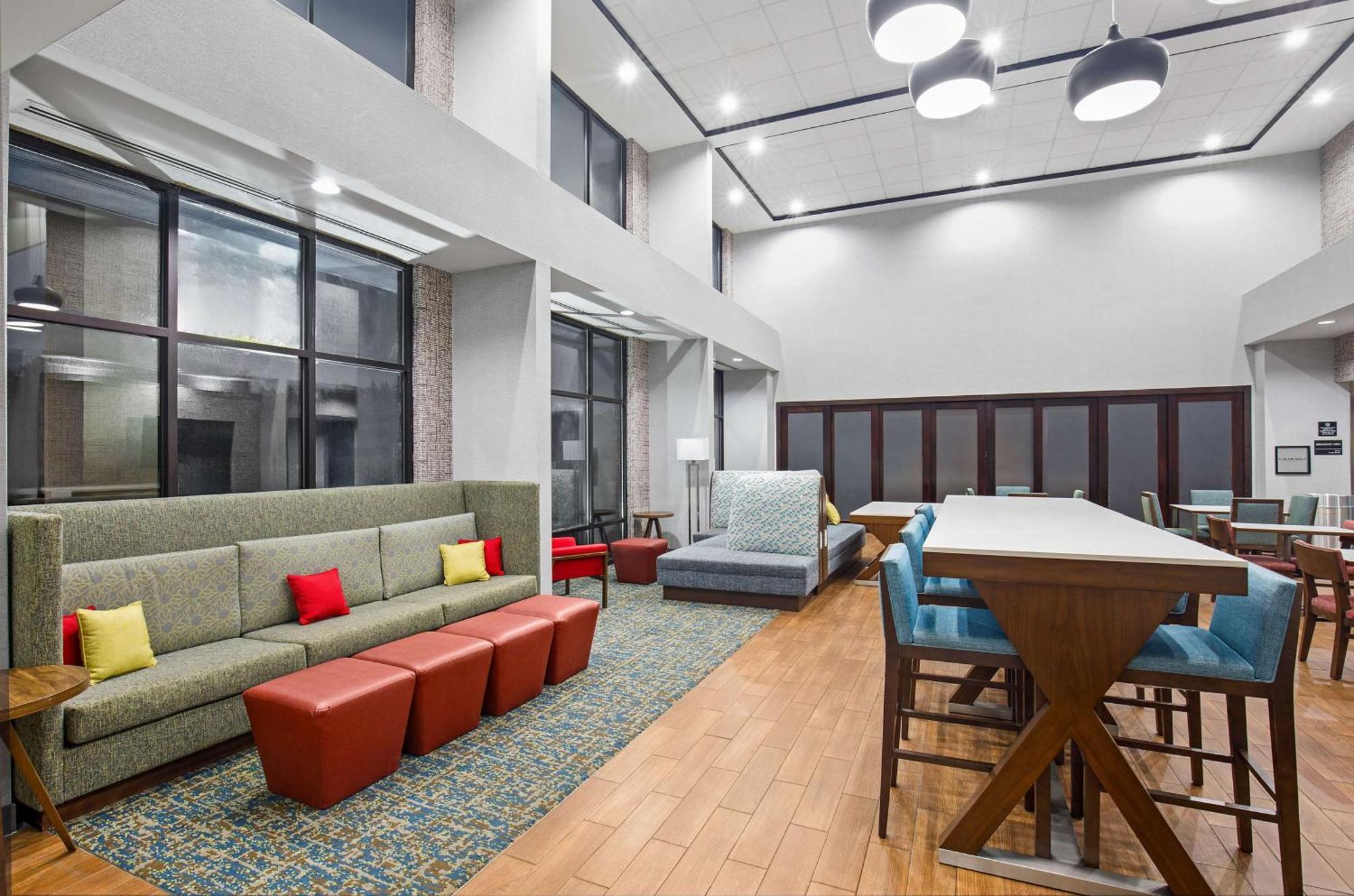 Hampton Inn סלמה מראה חיצוני תמונה